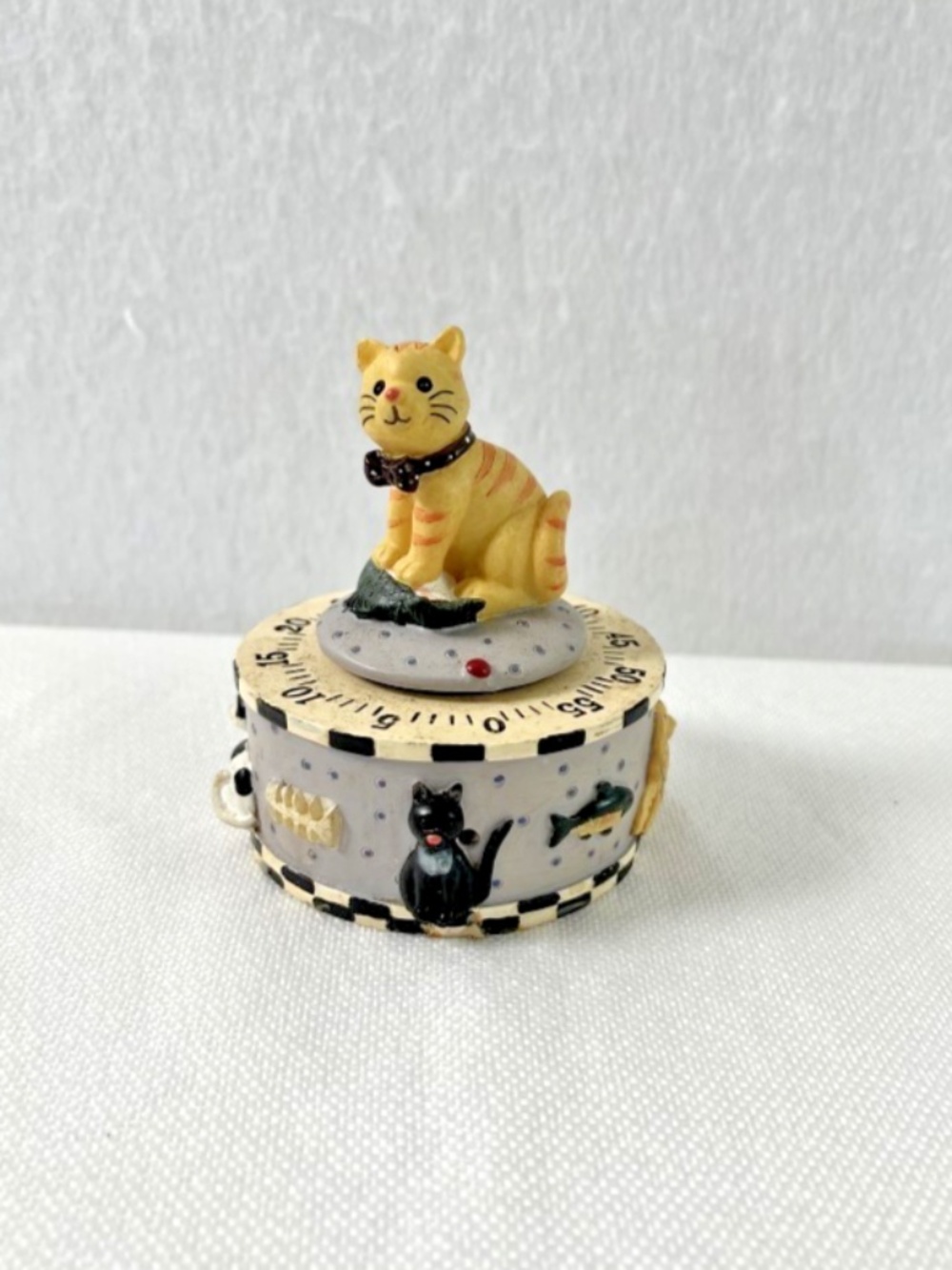 VTG Mechanical Wind up Novelty Kitchen Timer Whimsical Tabby Cat Handpainted